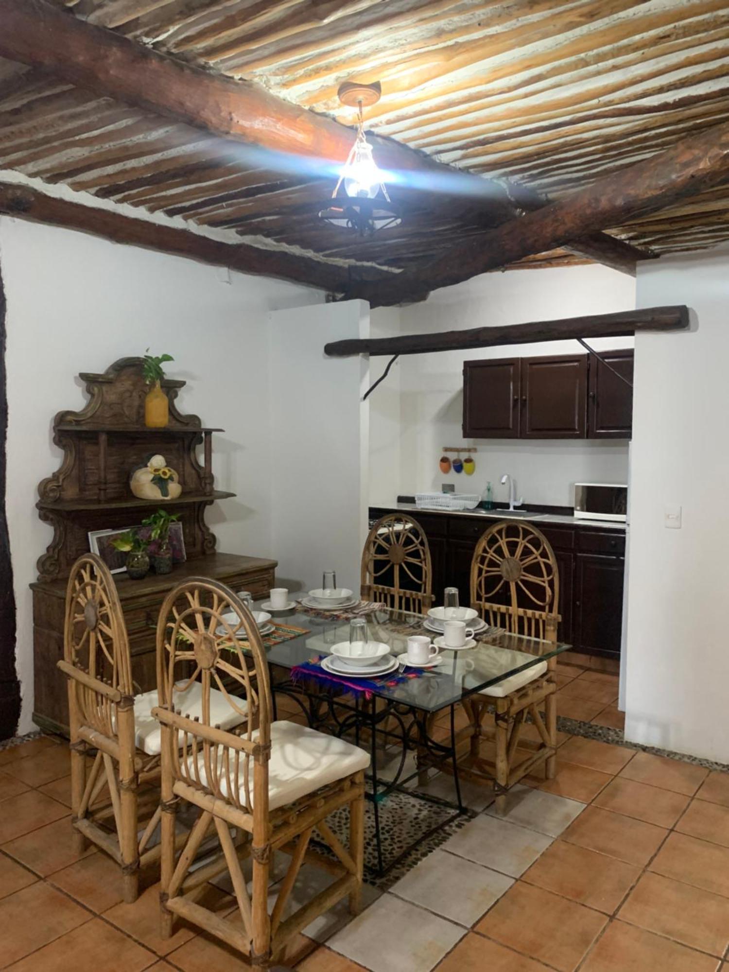 Casa Caribe Cancun Luaran gambar A typical kitchen in a rural house