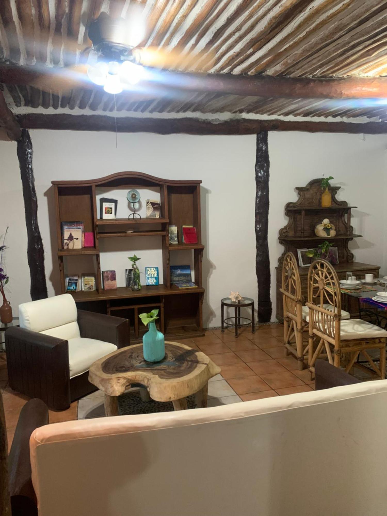 Casa Caribe Cancun Luaran gambar Interior of a typical house in San Cristóbal de Las Casas